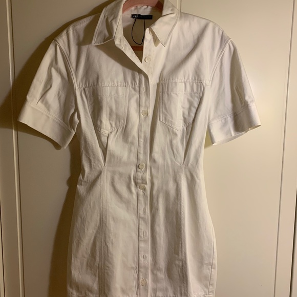 Mini white dress - Picture 1 of 3